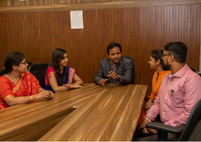   Holy Cross Convent High School - Thane 